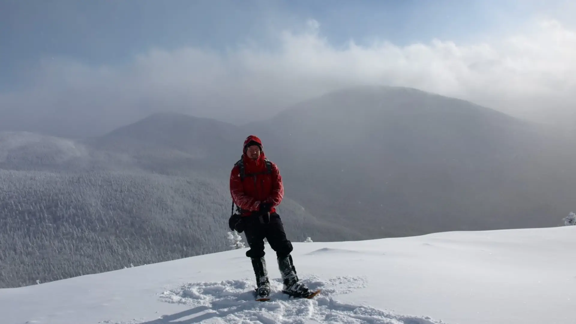 The winter summit of Phelps is a frosty wonderland.
