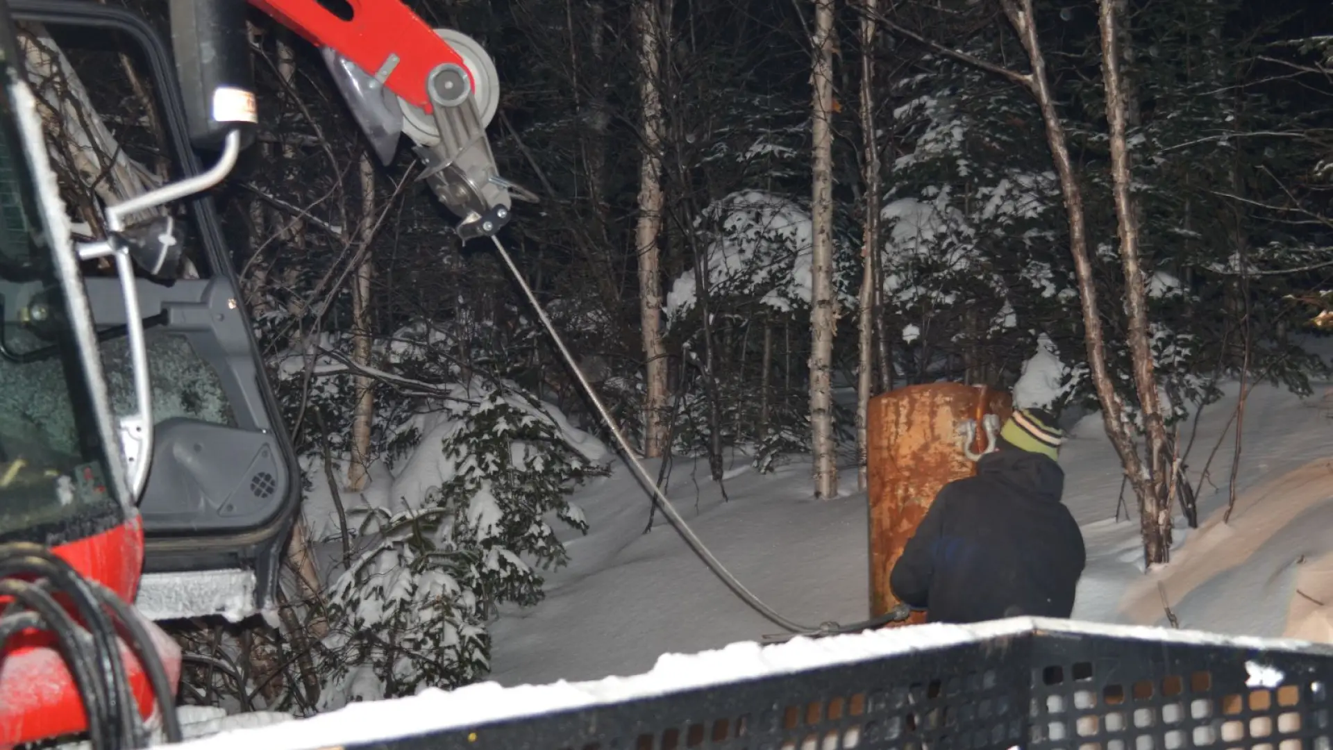 Hooking up the winch on Victoria Trail