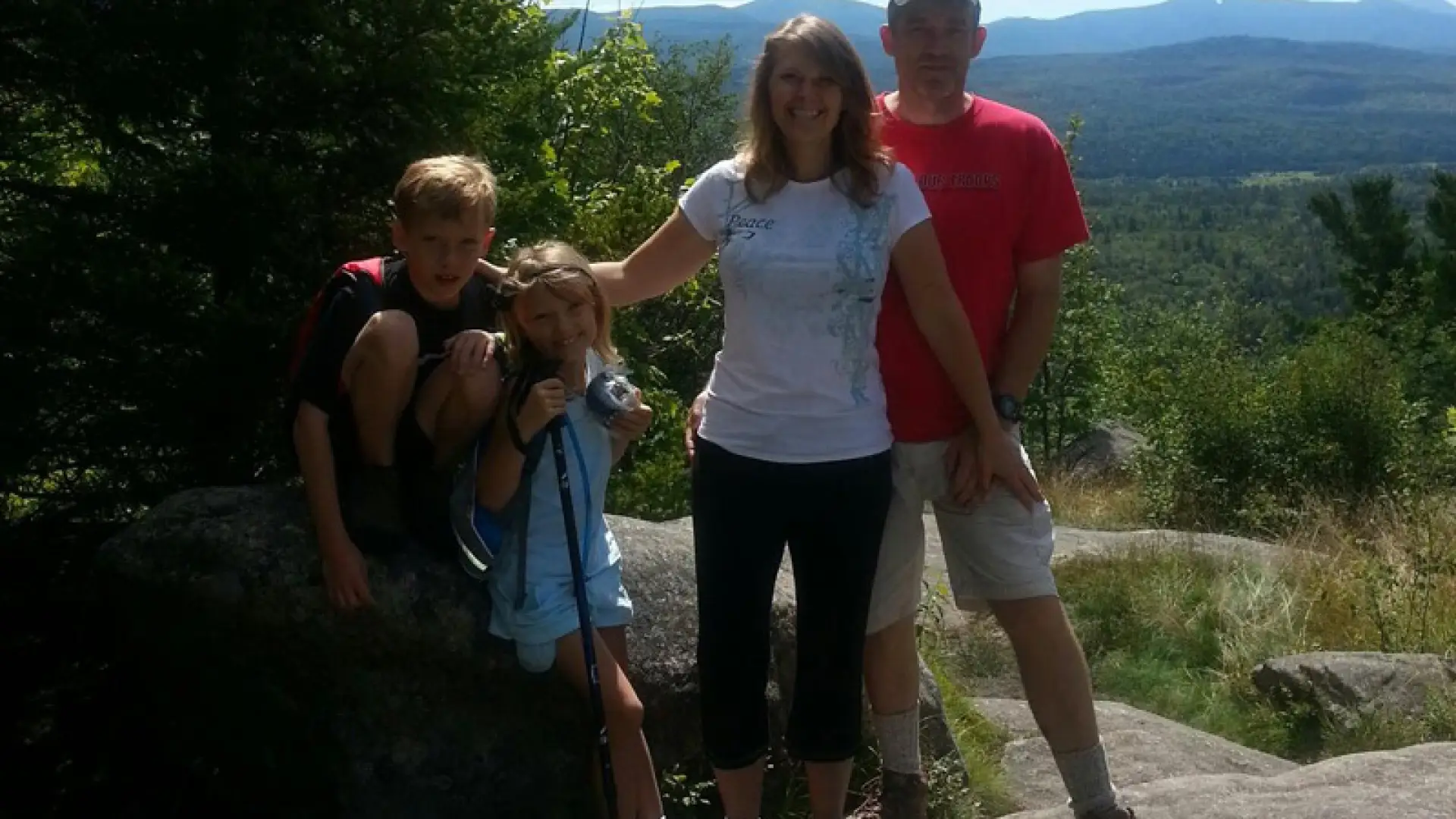Family hike up Cobble