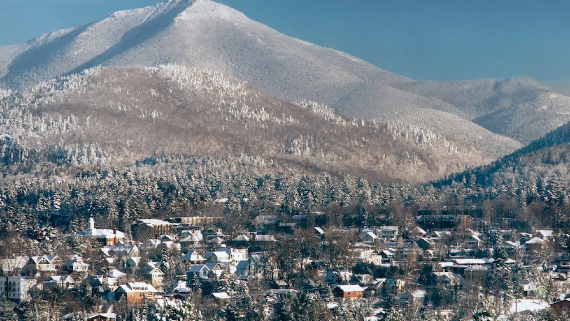 It truly is a gift to live somewhere surrounded with such beauty!
