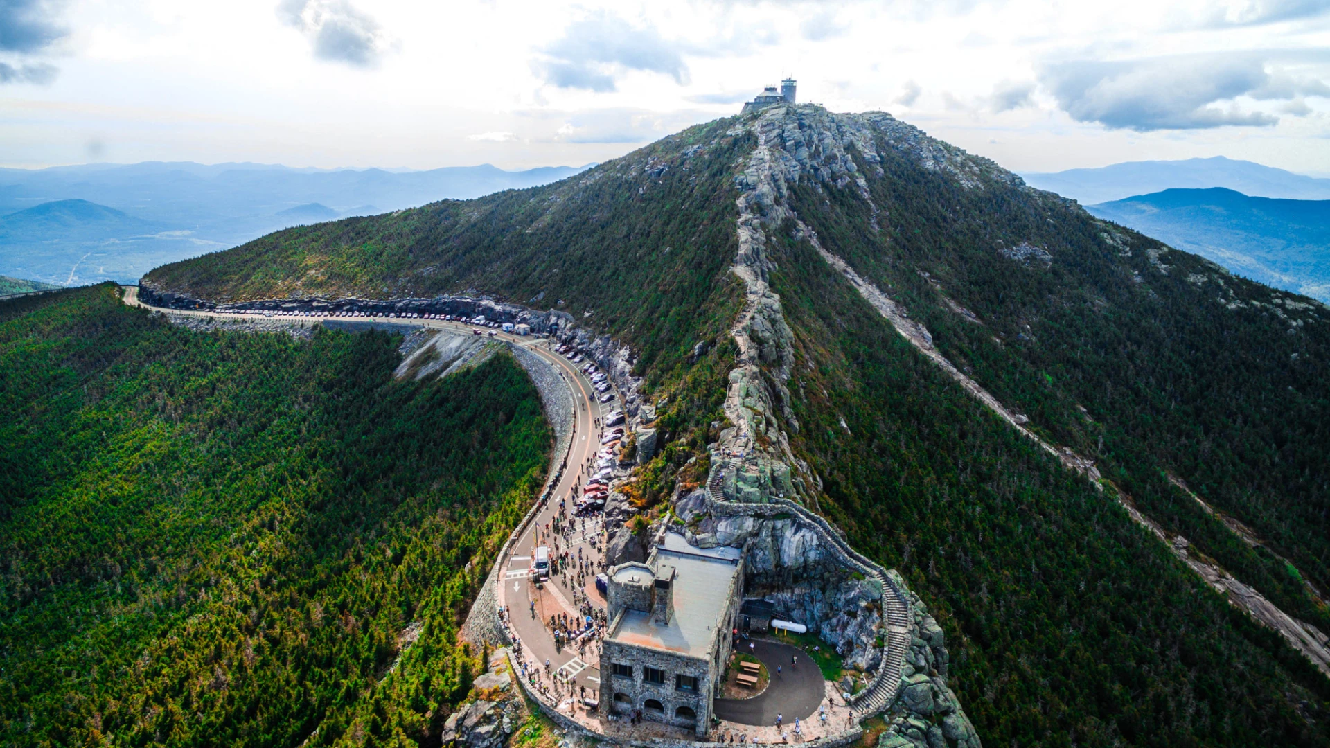 A highway on whiteface mountain.