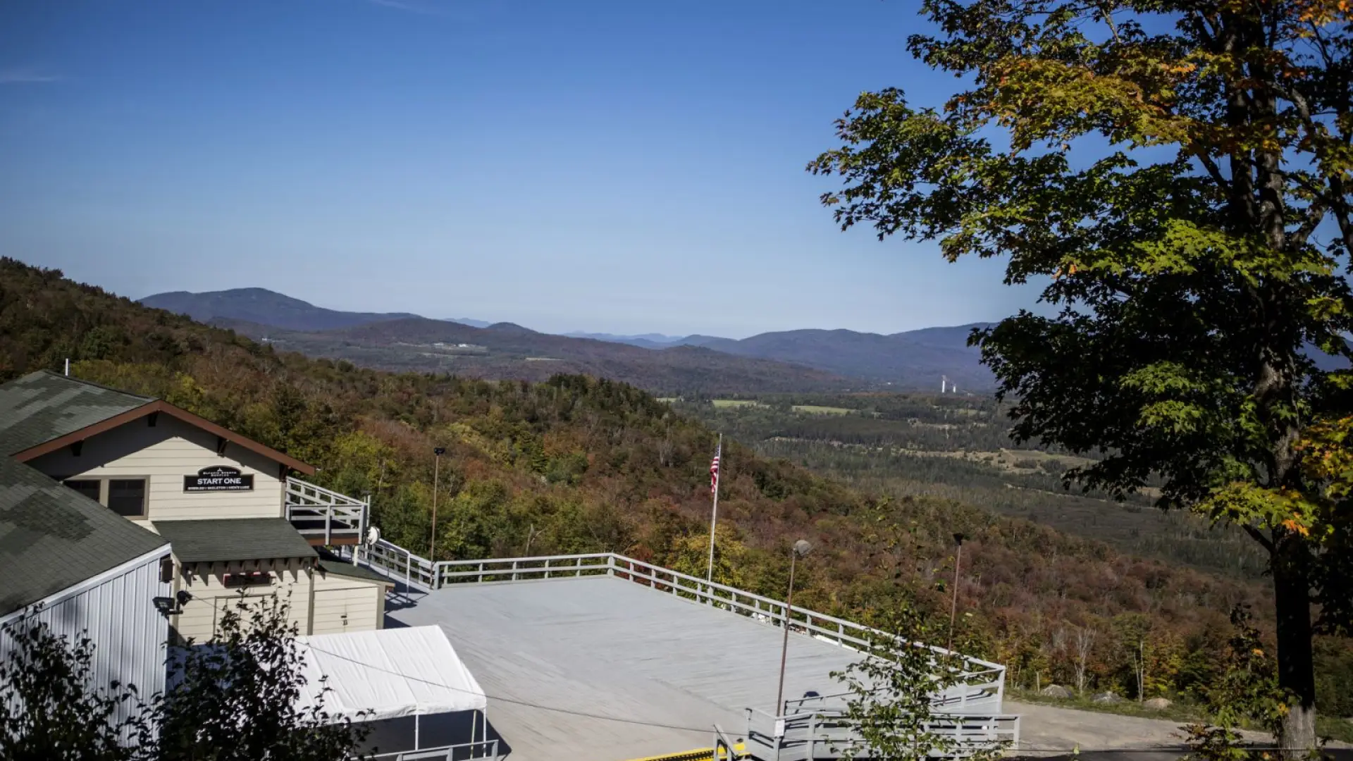 The spacious deck has plenty of room for sightseeing.