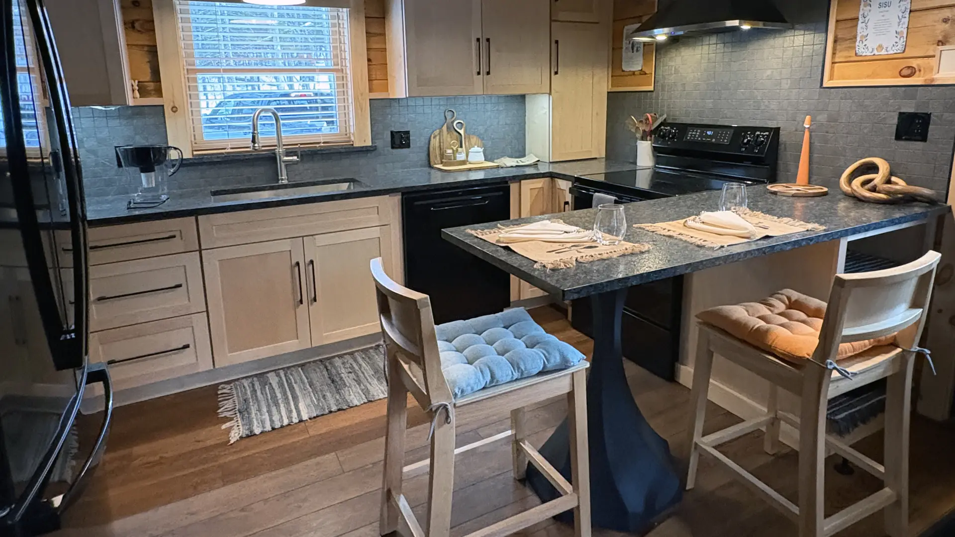 A bright kitchen and dining space.