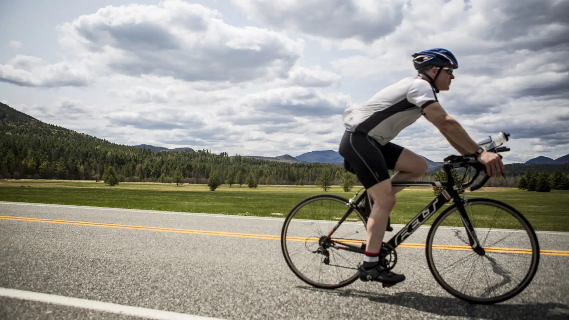 This bike route goes through some famous scenery.