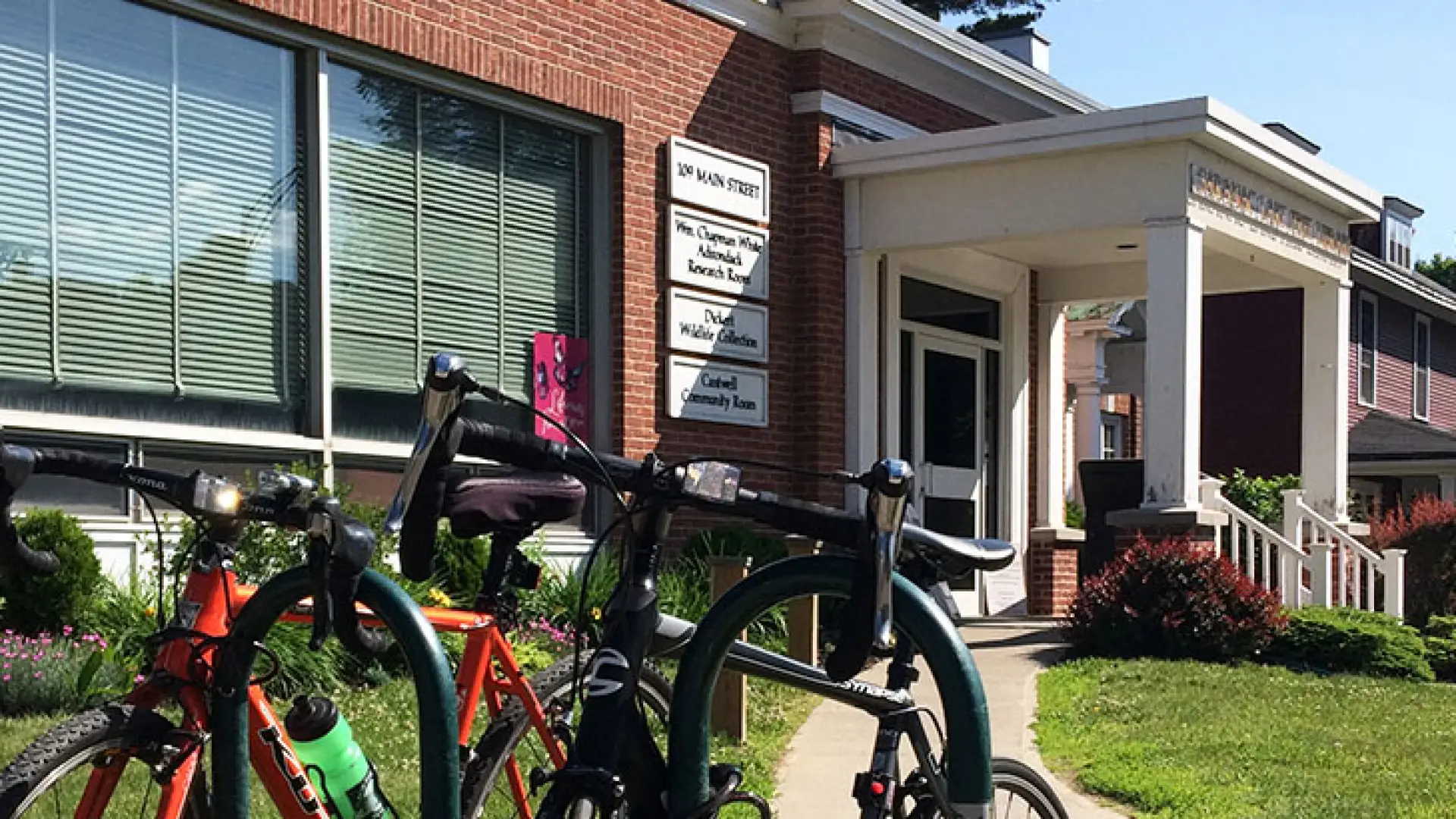 Bikes in front of the brick library