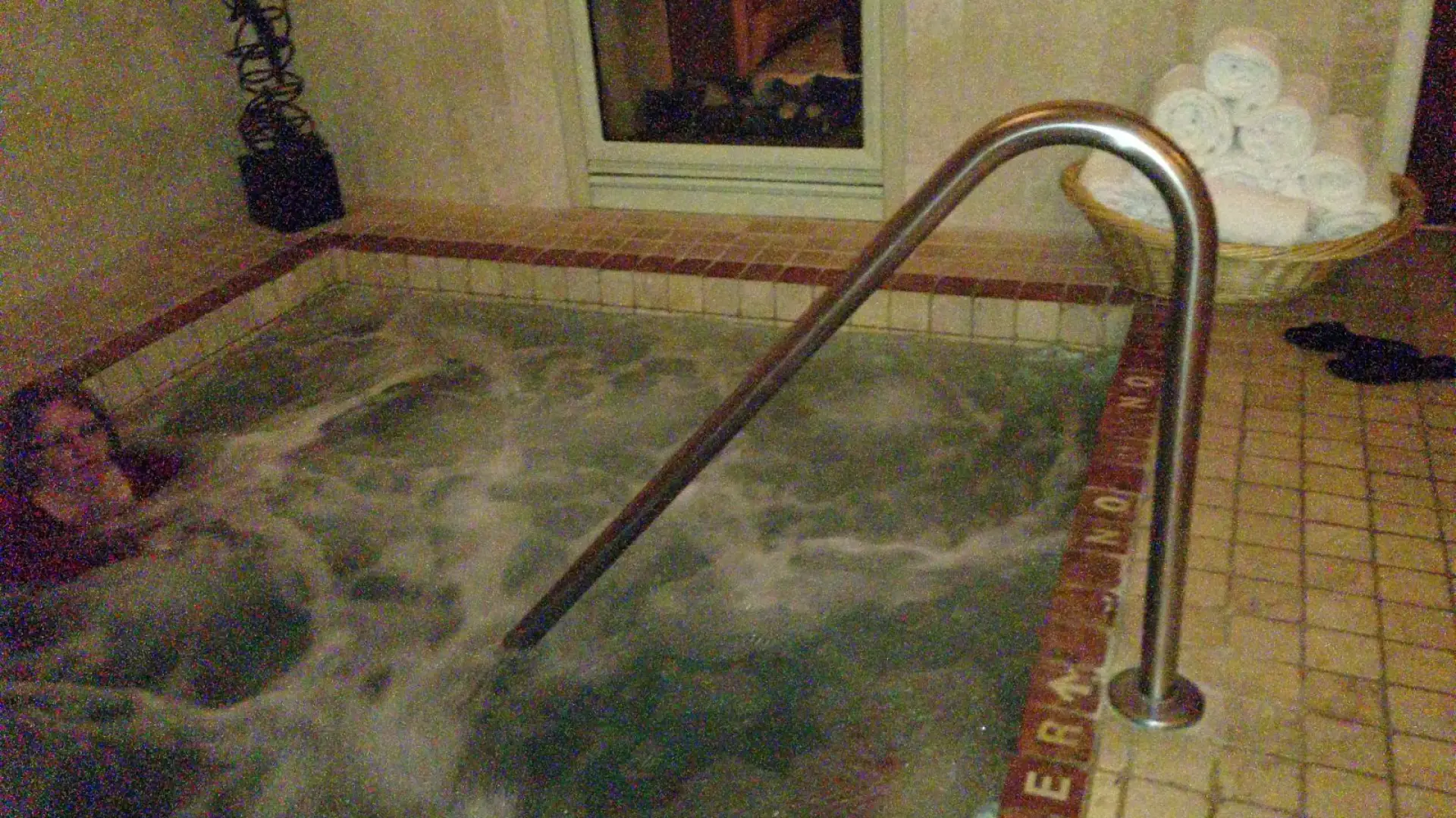 Sit back, relax, let the bubbles do their work :)