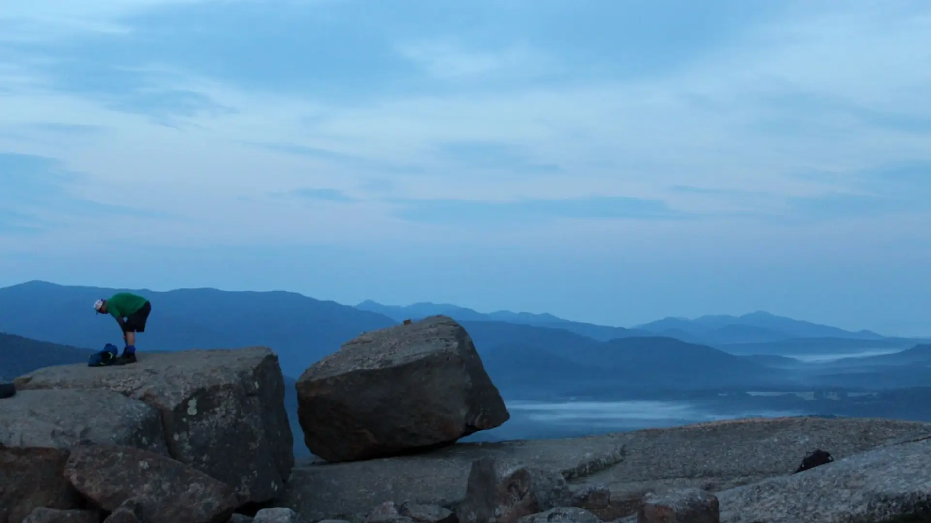 Pitchoff summit at dawn, with some of the boulders on top of the mountain.