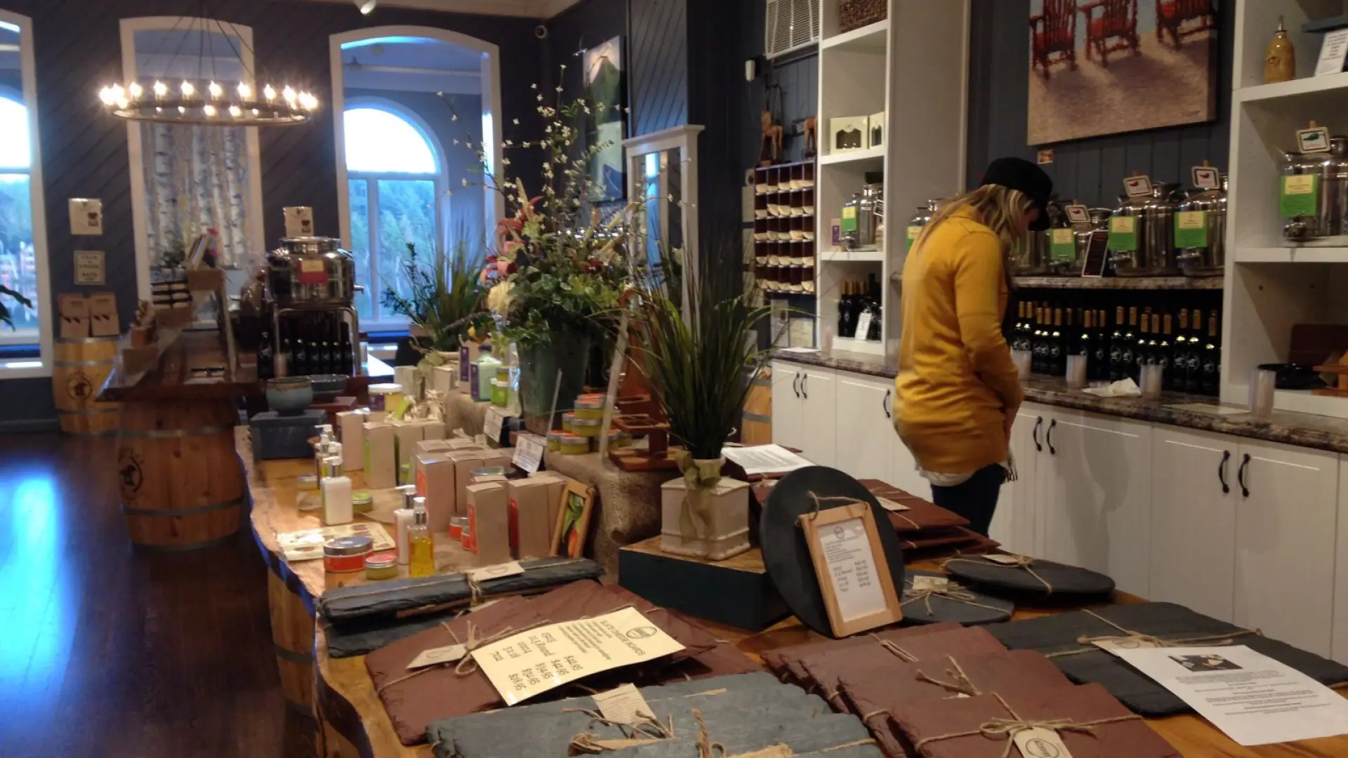 Not just a tasting gallery - unique gifts as well - check out the cool granite boards!