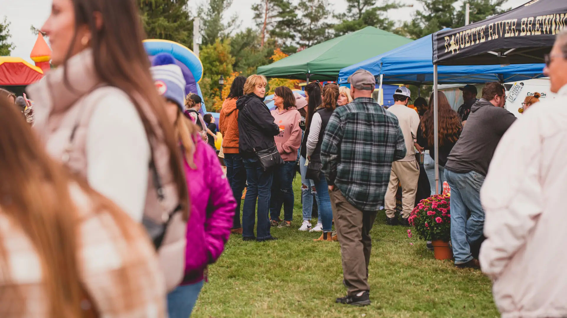 Activity at the fall festival, OkTupperfest