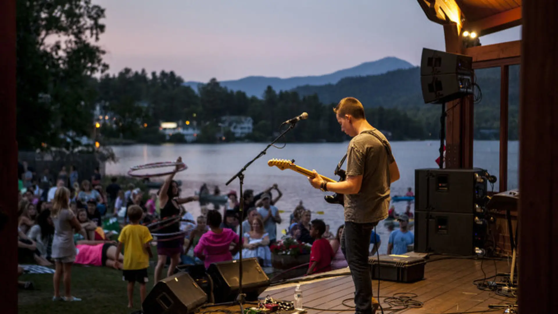 Musician Performs in the bandshell at Mid's Park