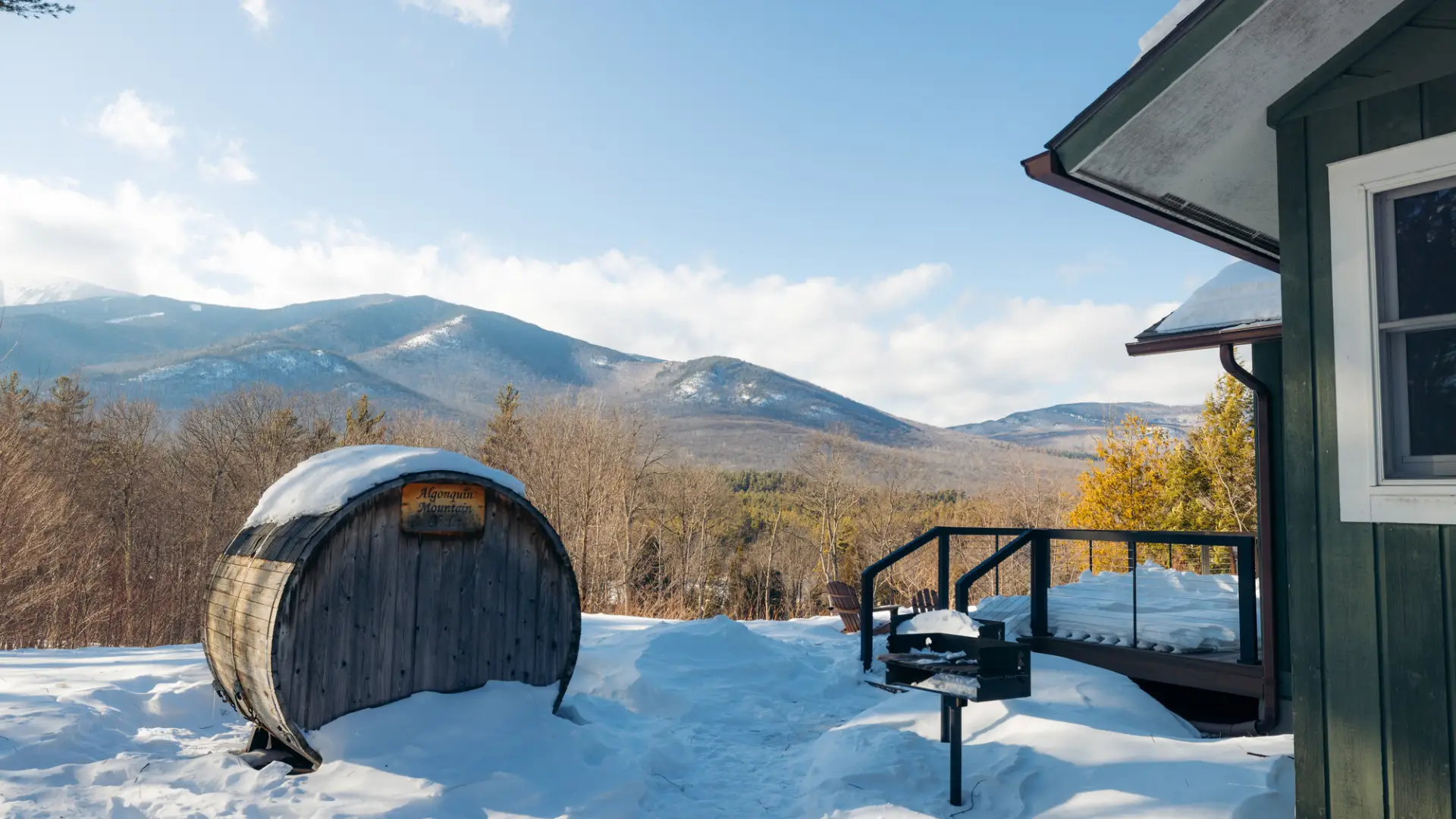 View of the mountains and barrel sauna at Algonquin Mountain Chalet 