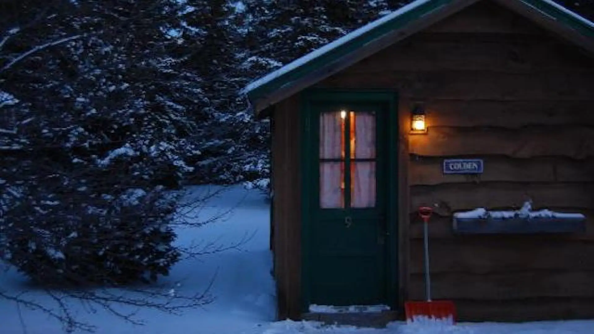 Warm and welcoming, Van Hoevenberg Lodge & Cabins are located in their own forest.
