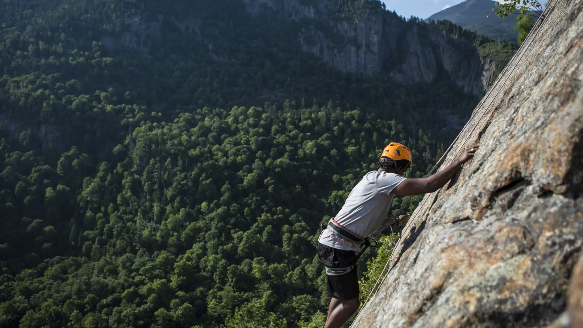 Trad climbing on a small crag, short but high quality.