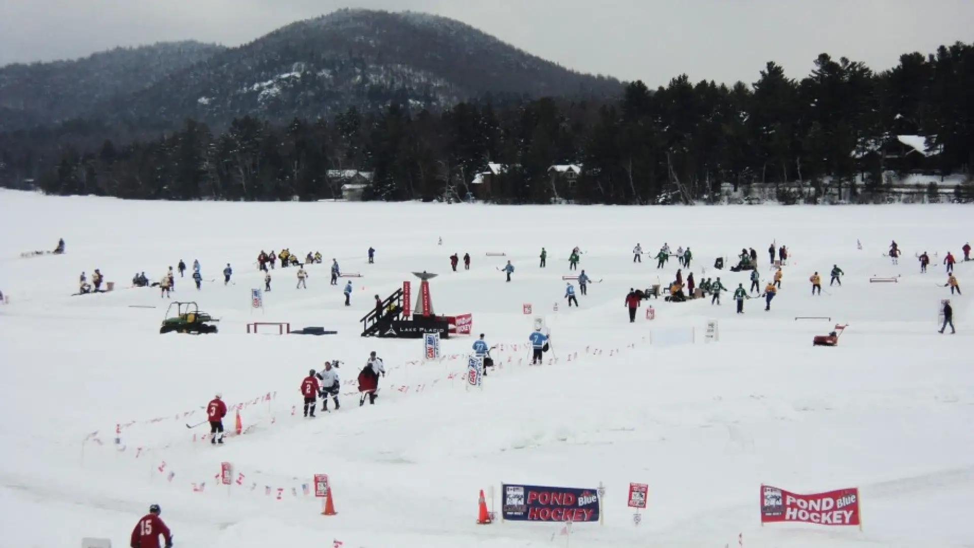 Lake Placid Can/Am Pond Hockey