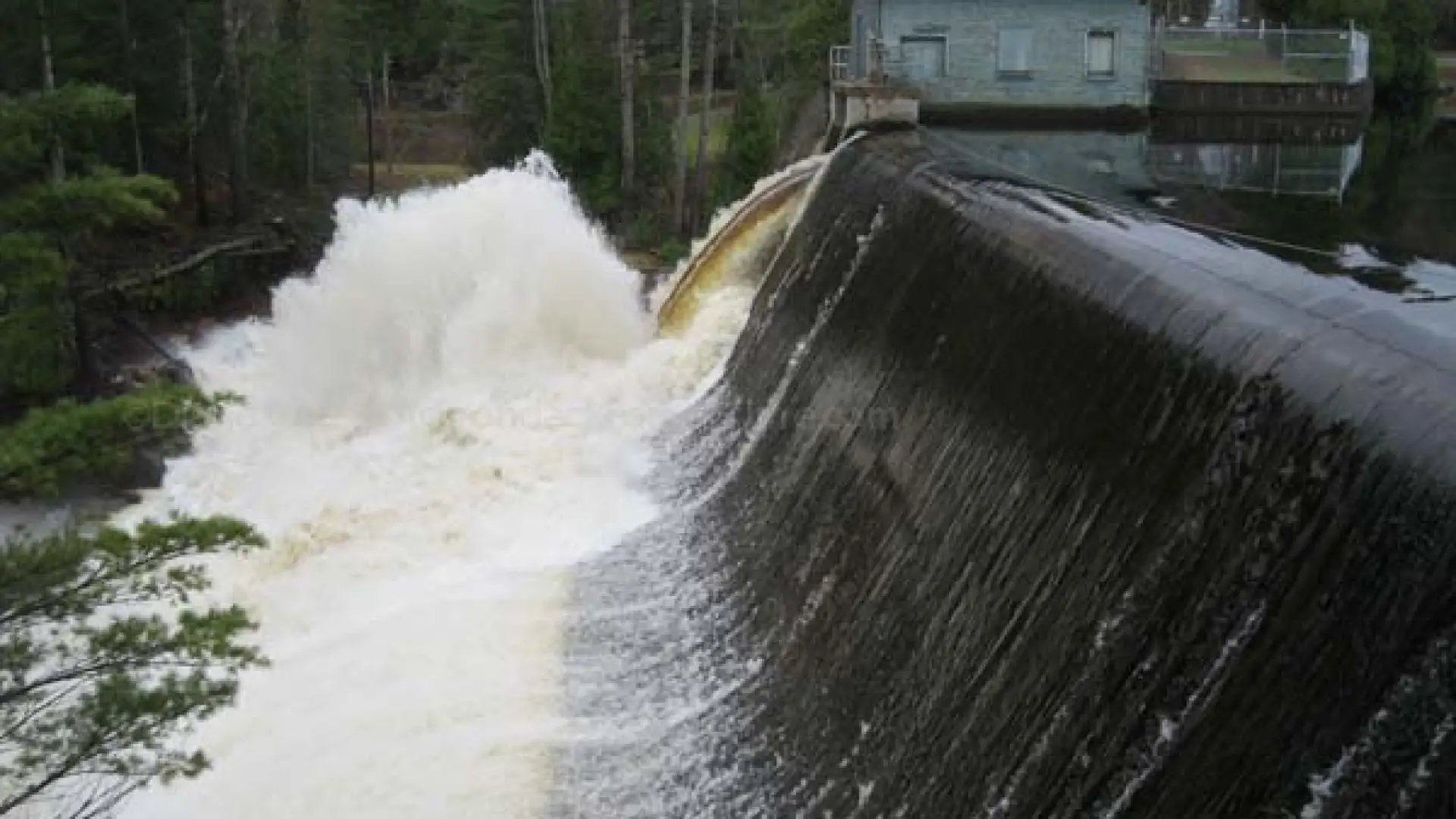 Franklin Falls Flow Dam