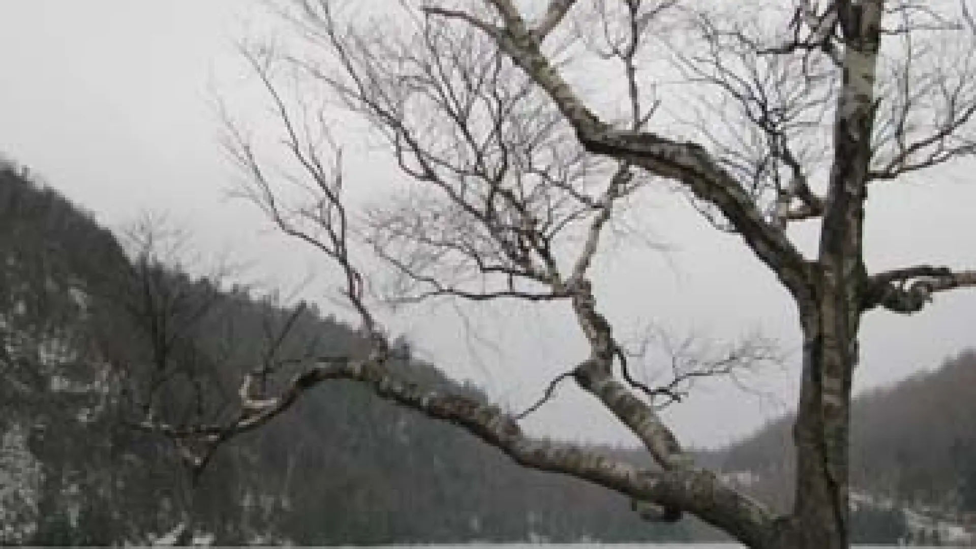 Cascade lake in winter