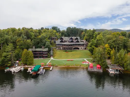 A lodge on a lake front. 
