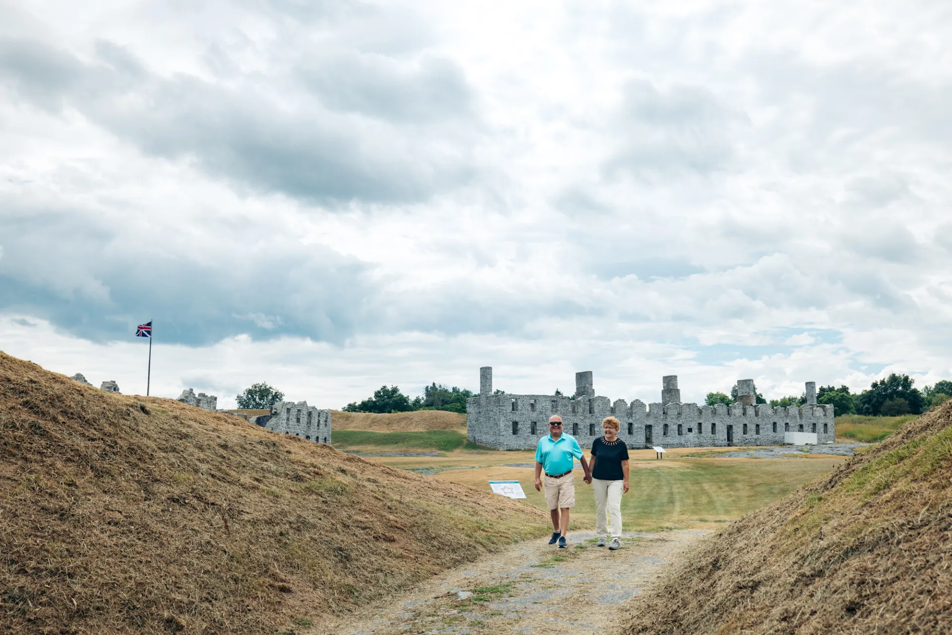 A couple at Crown Point