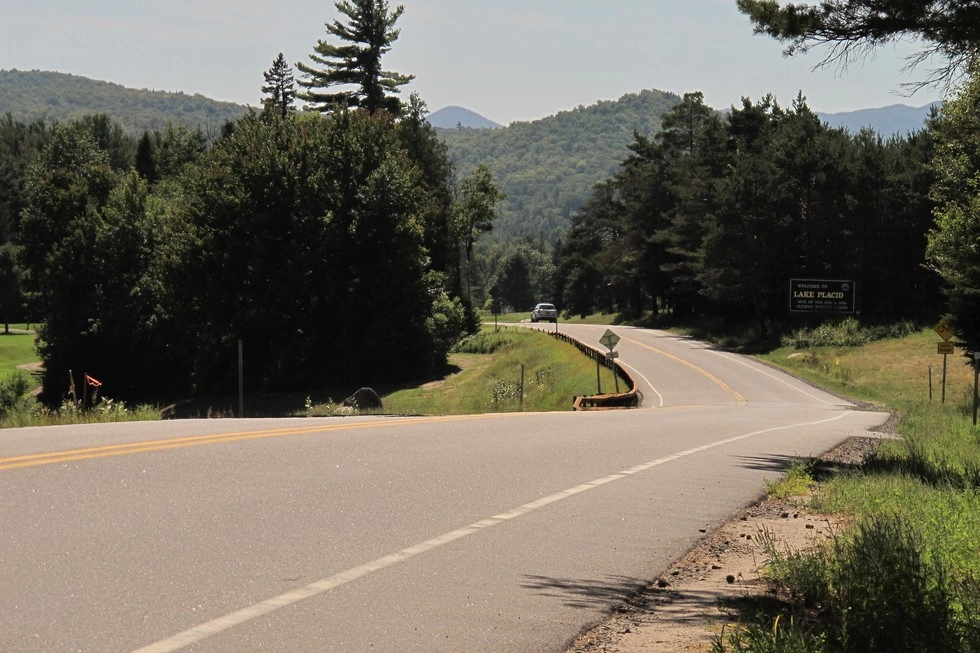 Welcome to Lake Placid sign