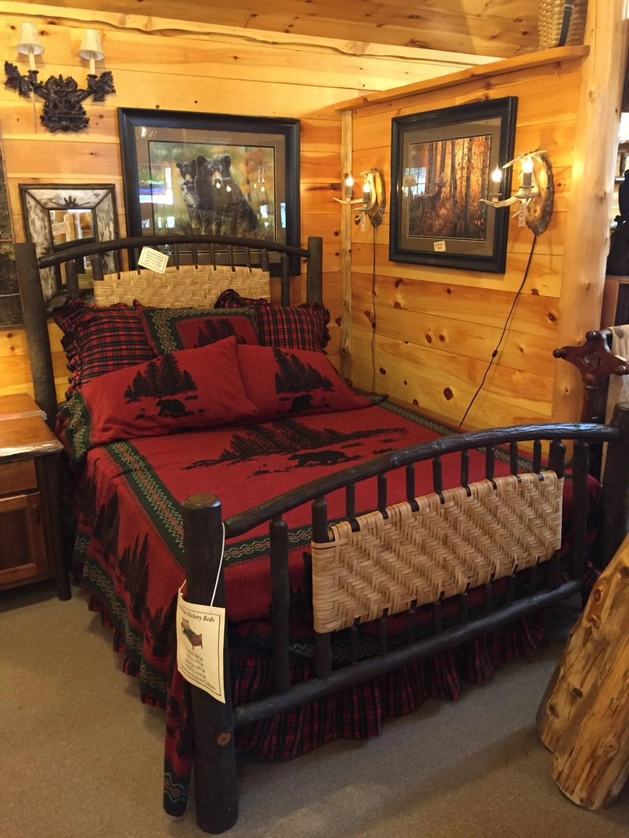 Hickory bed