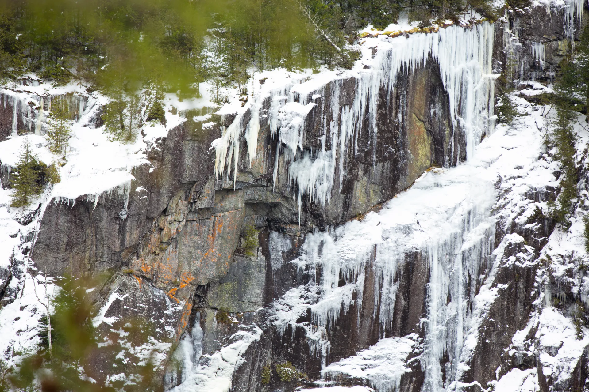 Chapel Pond Slab is a popular climbing destination in any season.