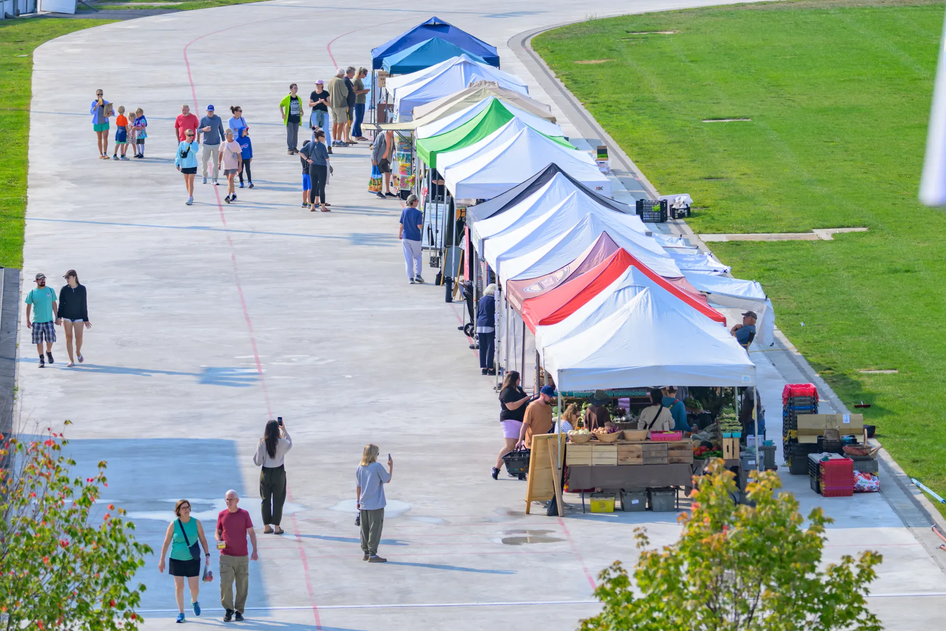 Vendor line up with customers shopping