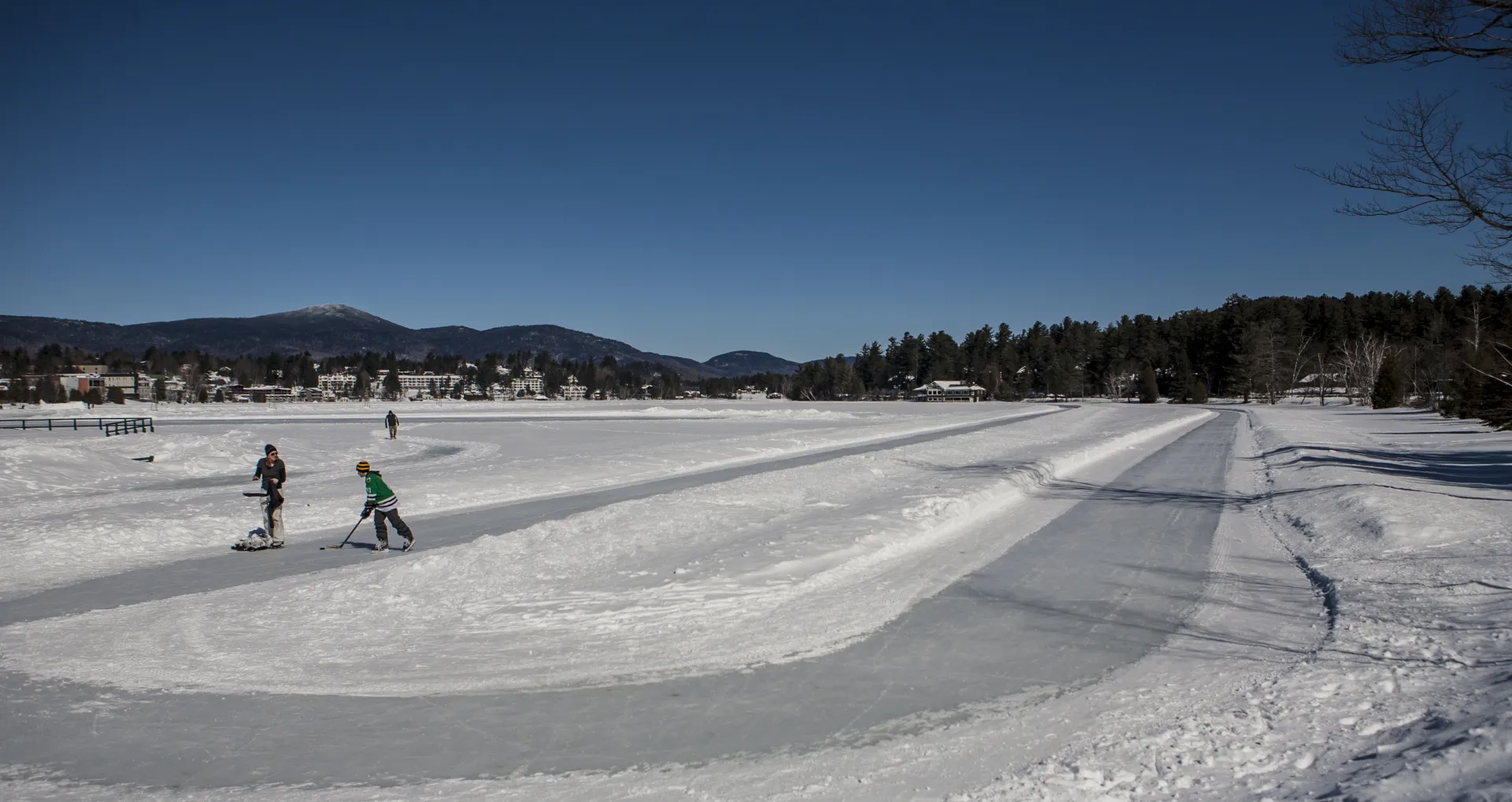 In proper weather, this loop around Mirror Lake makes for a long skate.