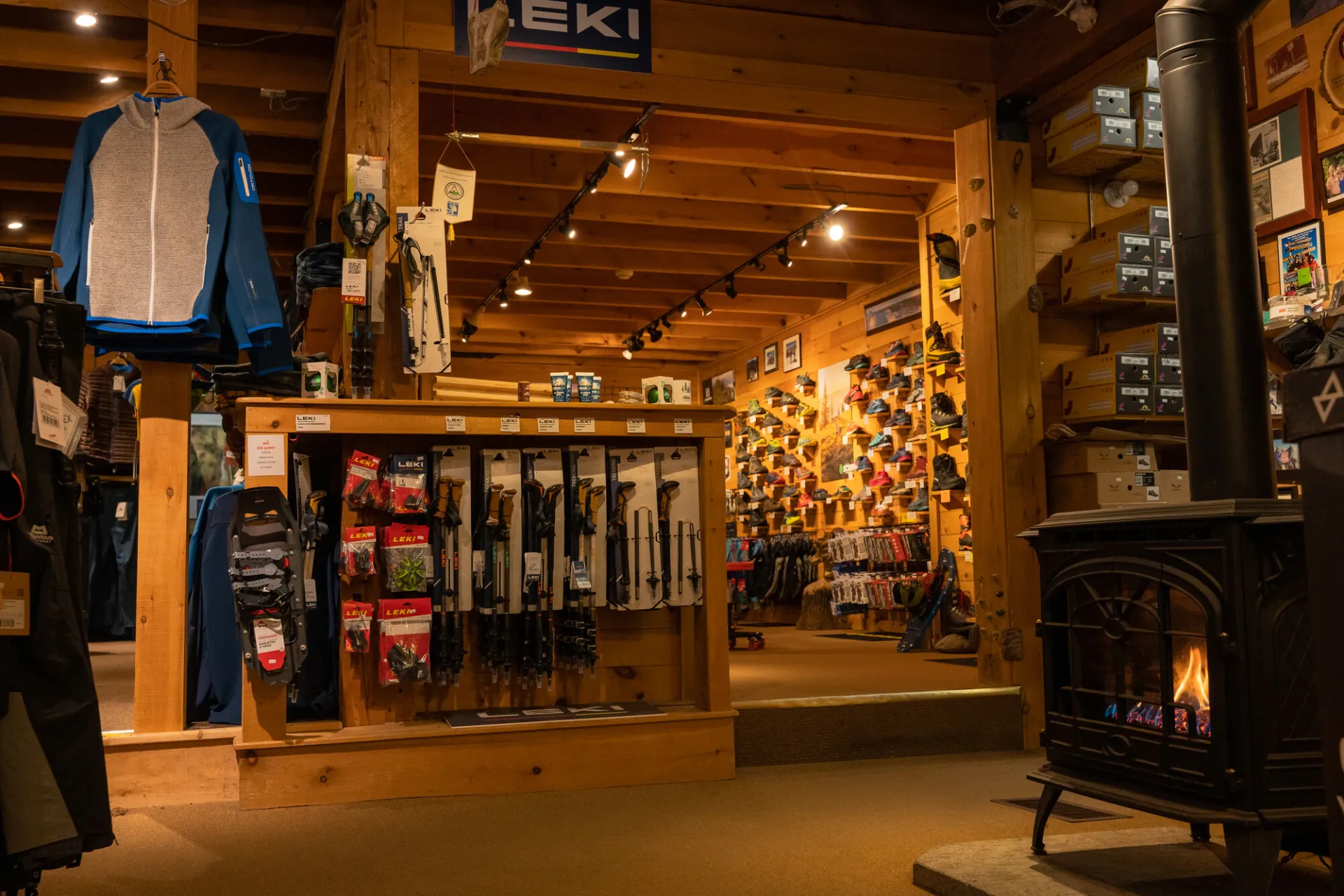 Warm photo of a fire place in a gear shop
