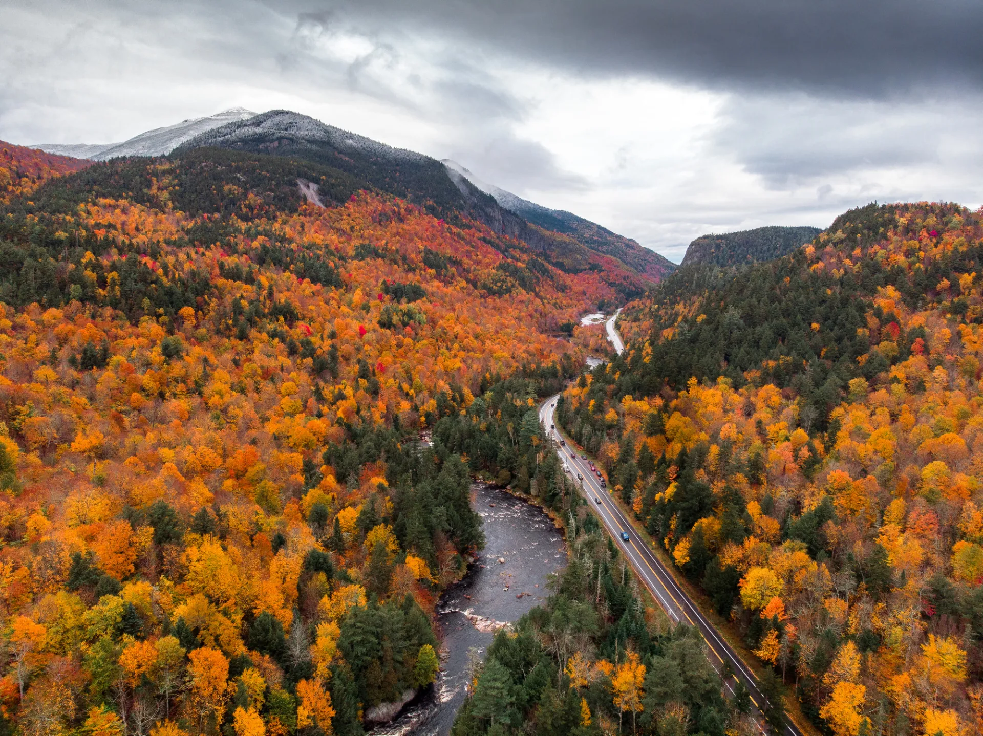 A scenic fall drive through the Wilmington Notch.