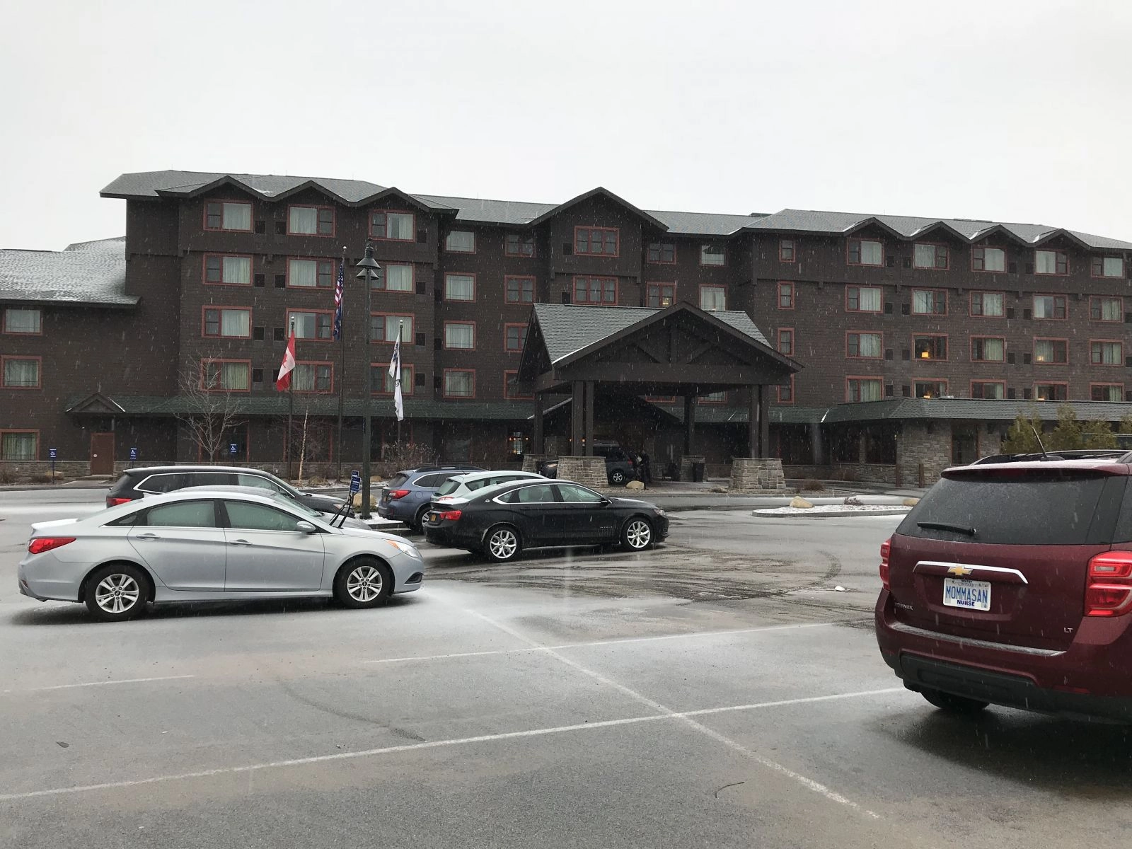 The Hampton Inn. What you can't see from this side is the fact that Mirror Lake is directly on the other side of the building!