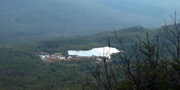 A good vantage point for high elevation lake viewing.