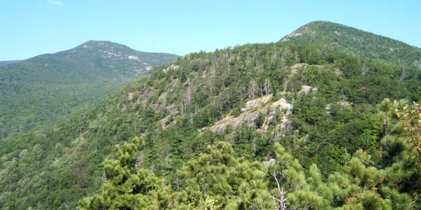 For an easy hike, there's rugged vistas rising from the valley.