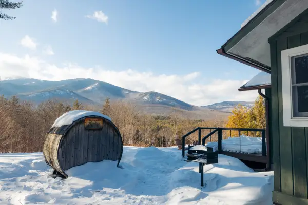 View of the mountains and barrel sauna at Algonquin Mountain Chalet 